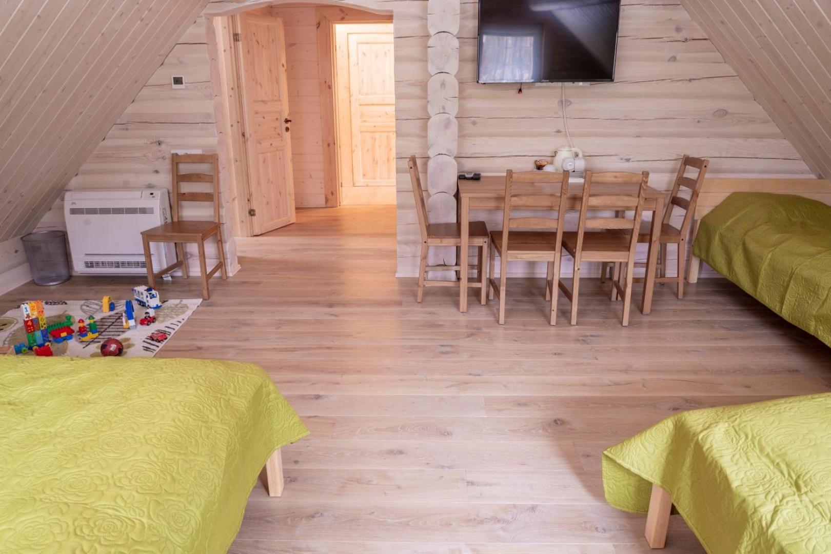 Sodyba Namelis Medyje Anyksciuose Anykščiai Exterior foto