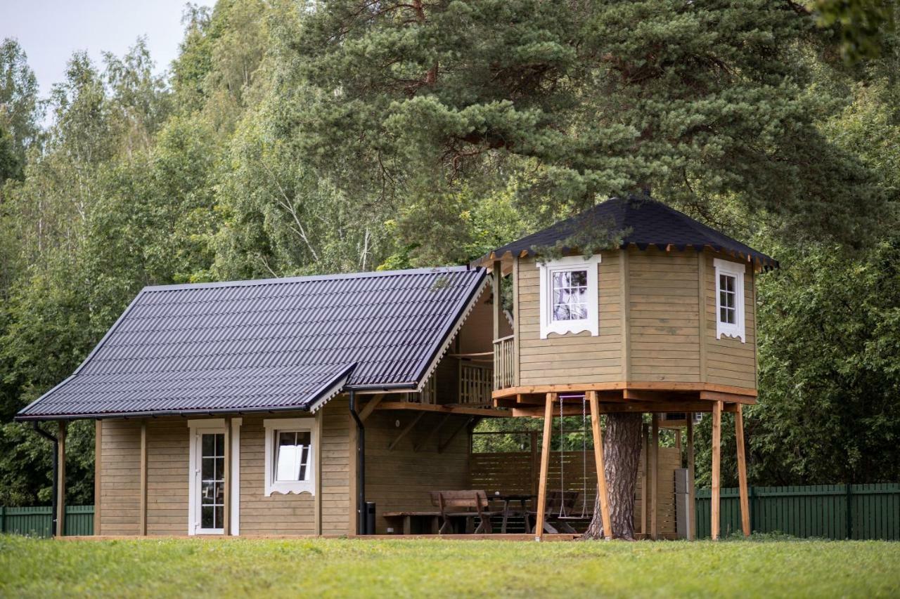 Sodyba Namelis Medyje Anyksciuose Anykščiai Exterior foto