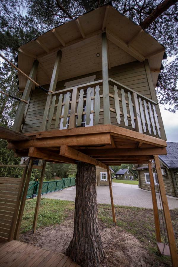 Sodyba Namelis Medyje Anyksciuose Anykščiai Exterior foto